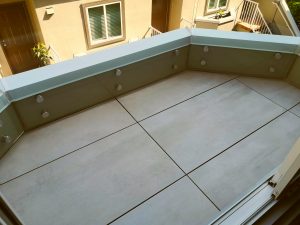 Parapet Walled Deck With Porcelain Pavers